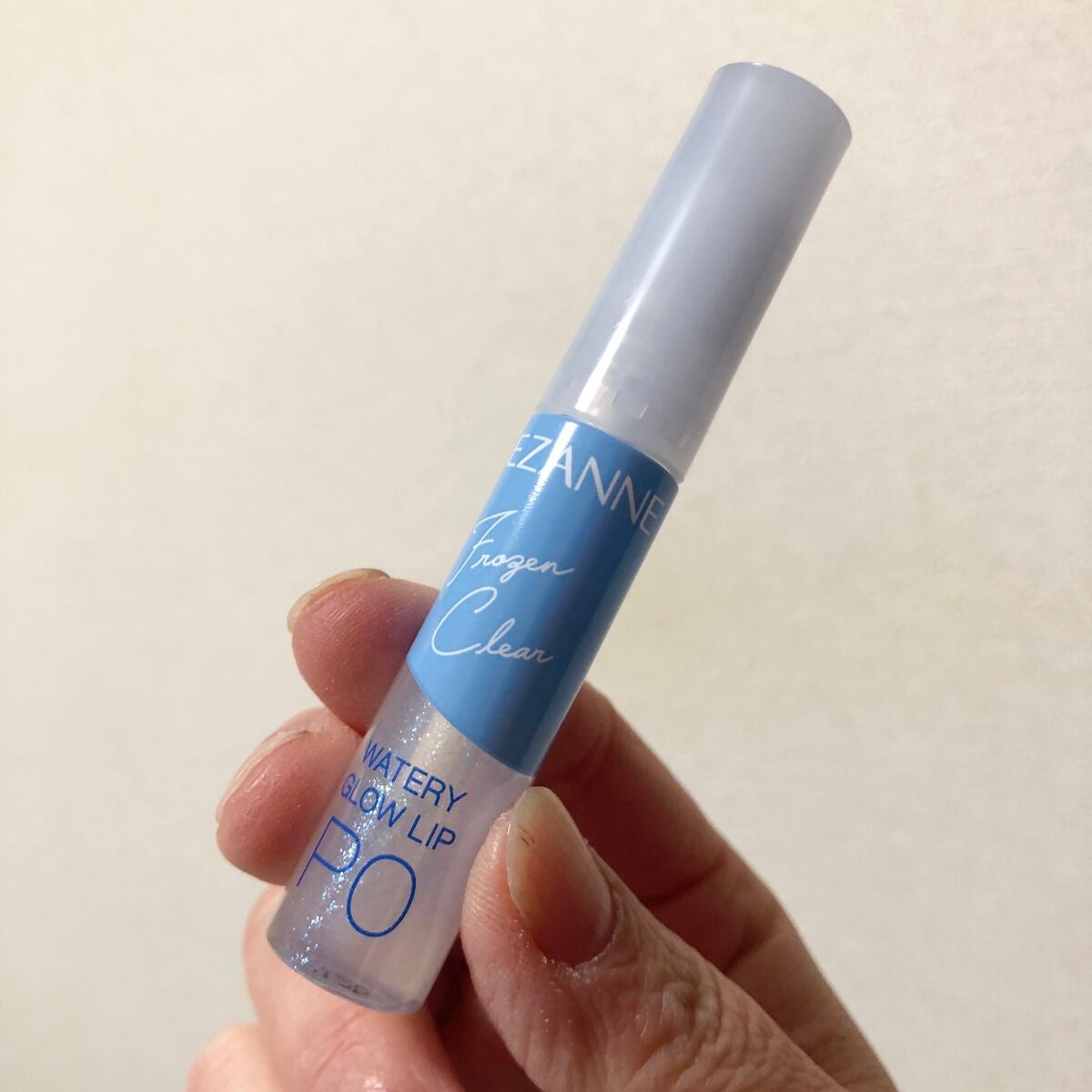 ウォータリーグロウリップ/CEZANNE/リップグロスを使ったクチコミ(2枚目)