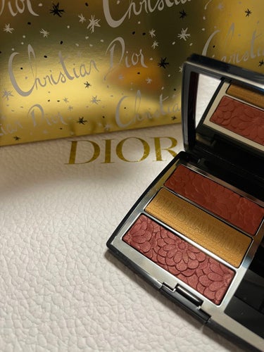 トリオ ブリック パレット＜ピュア グロウ＞/Dior/アイシャドウパレットを使ったクチコミ（1枚目）