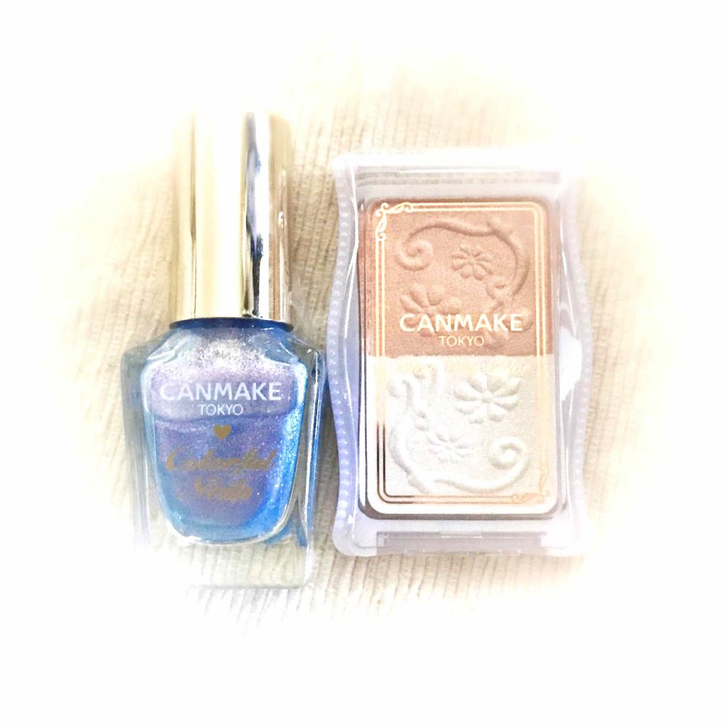 #ユニコーンネイルのネイルデザイン