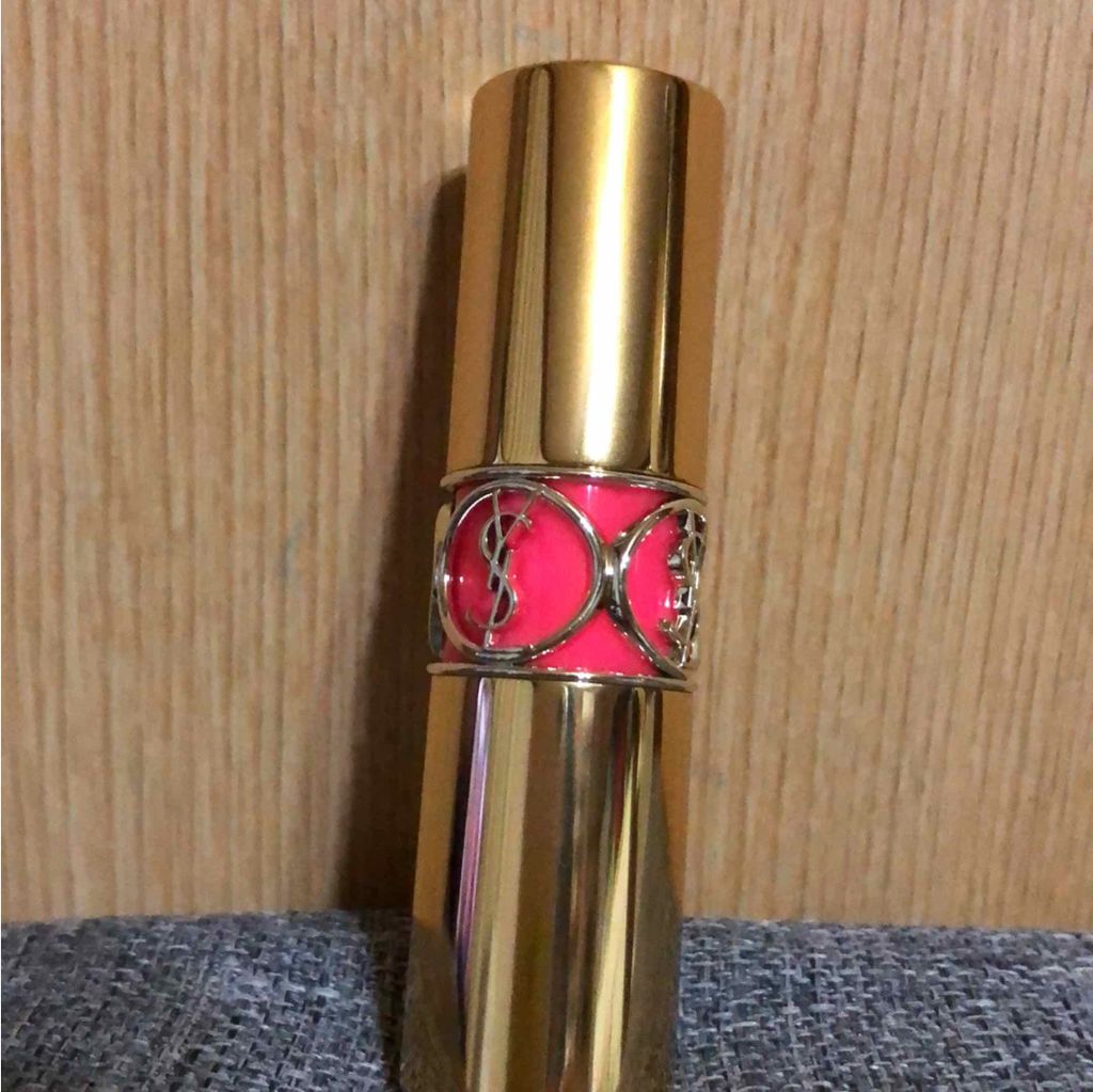 ルージュ ヴォリュプテ シャイン/YVES SAINT LAURENT BEAUTE/口紅を使ったクチコミ(1枚目)