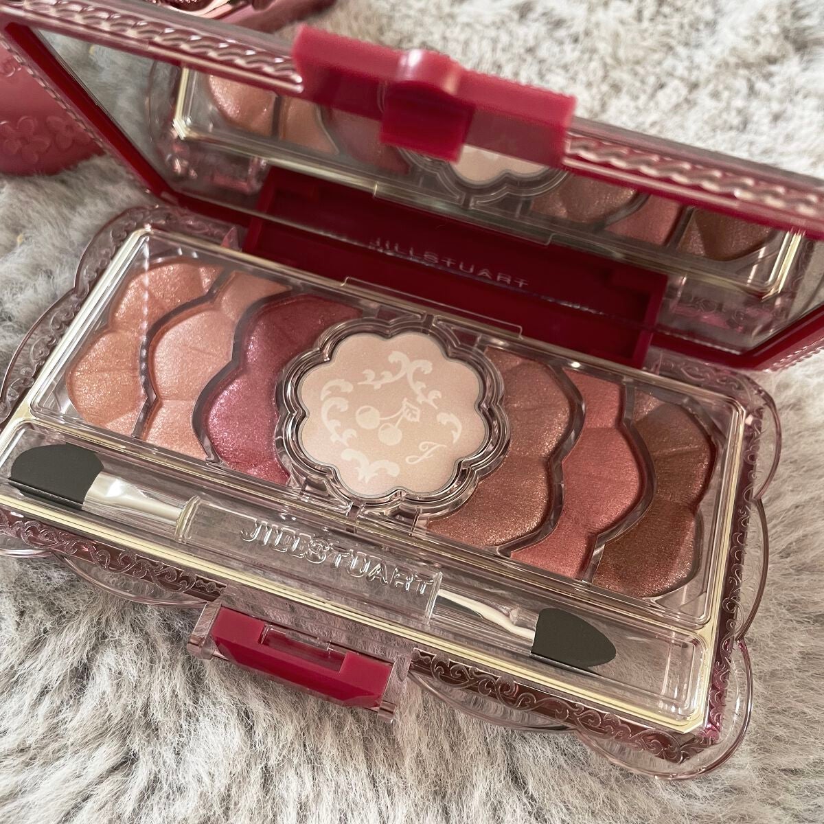 ジルスチュアート ミッドナイトチェリー コレクション/JILL STUART/メイクアップキットを使ったクチコミ(2枚目)