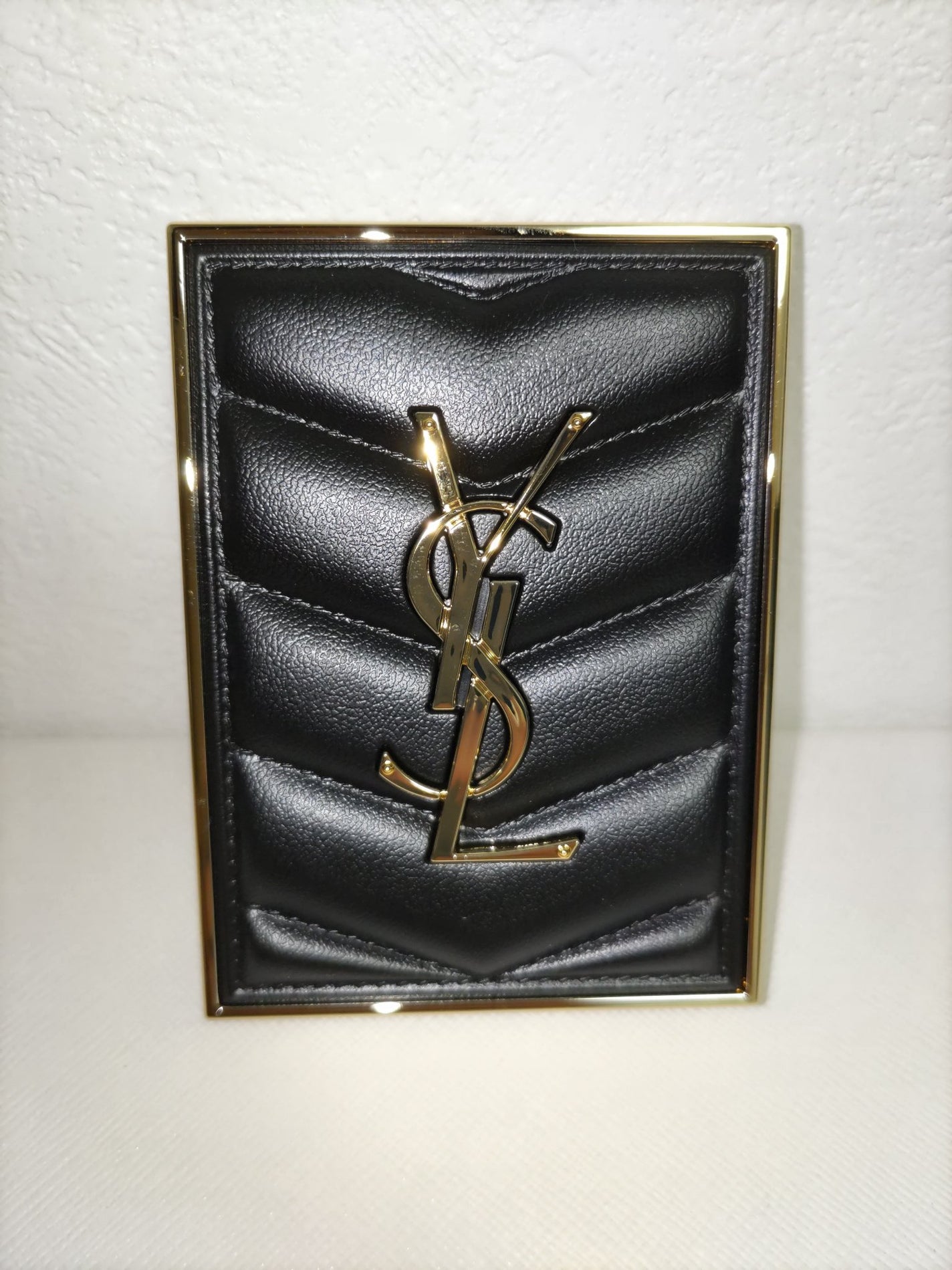 クチュール ミニ クラッチ/YVES SAINT LAURENT BEAUTE/アイシャドウパレットを使ったクチコミ(3枚目)