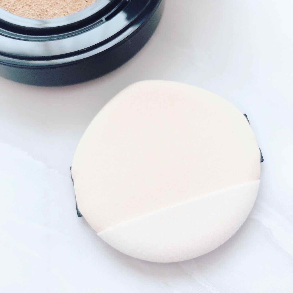 フローレス ルミエール ラディアンス パーフェクティング クッション/ローラ メルシエ/クッションファンデーションを使ったクチコミ(2枚目)