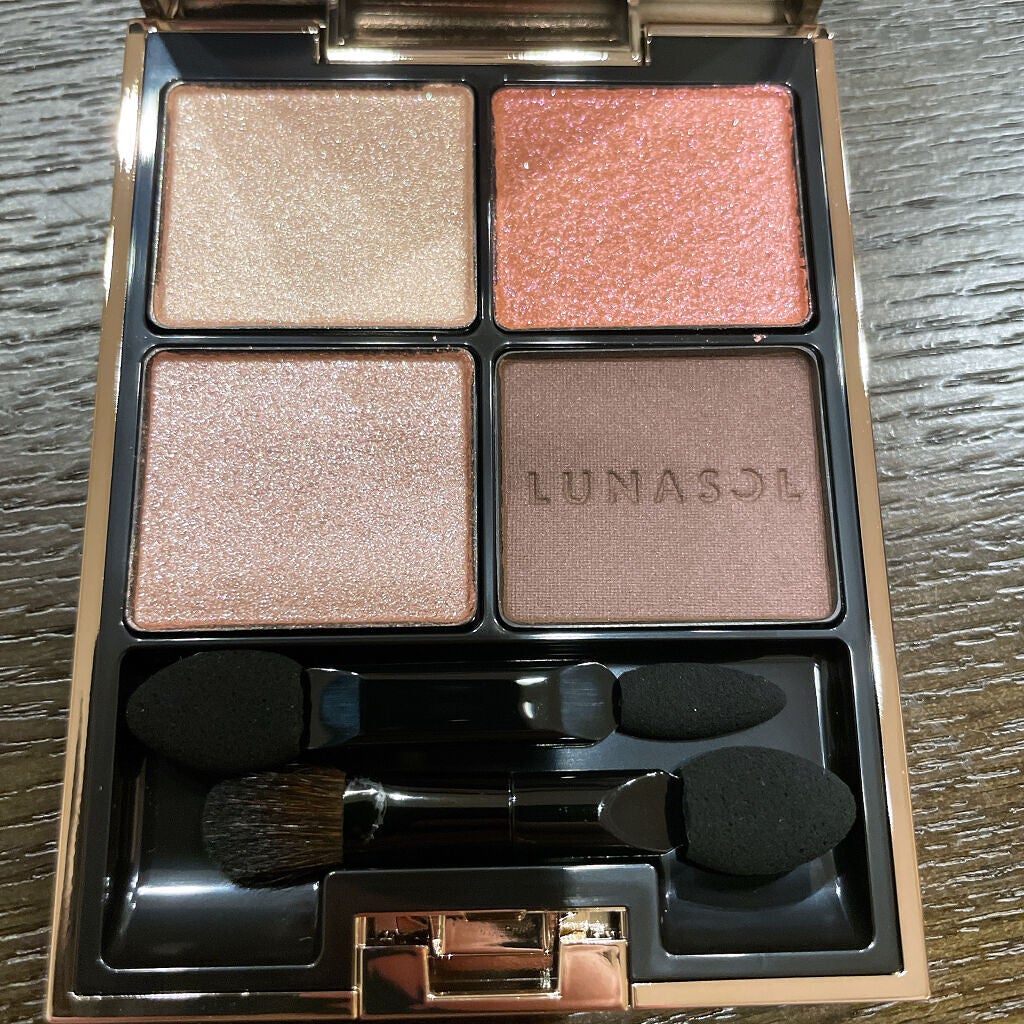 アイカラーレーション/LUNASOL/アイシャドウパレットを使ったクチコミ(2枚目)