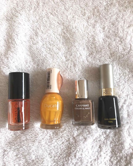 カラフルネイルズ/キャンメイク/マニキュアを使ったクチコミ(2枚目)