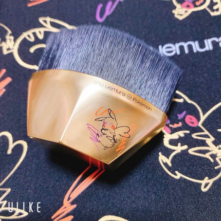 ペタル 55 ファンデーション ブラシ/shu uemura/メイクブラシを使ったクチコミ(3枚目)