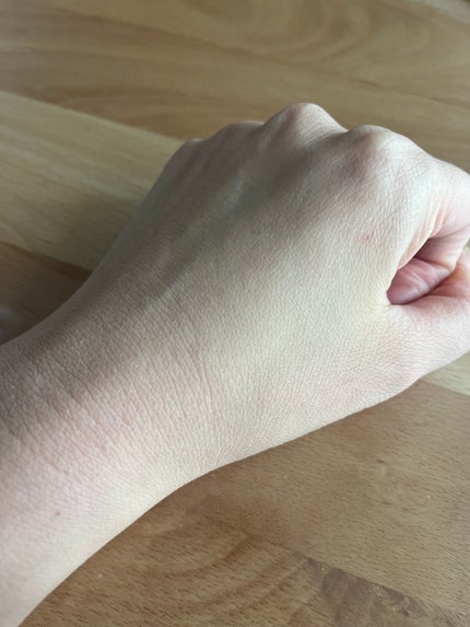 モイスチュアライジング ファンデーション プライマー/PAUL & JOE BEAUTE/化粧下地を使ったクチコミ(3枚目)