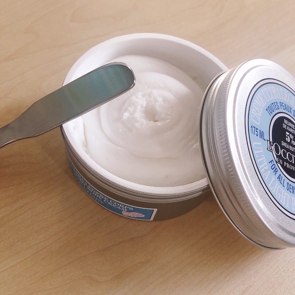 L'OCCITANE スノーシア ボディクリームのクチコミ「
L'OCCITANE スノーシア ボディクリーム


雪解けみたいなふわっふわなボディクリー.....」（2枚目）