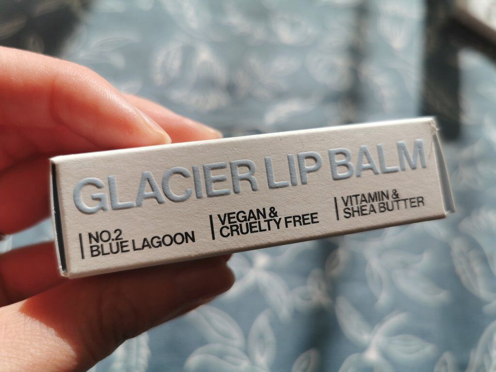 グレイシャーヴィーガンリップバーム NO.2  BLUE LAGOON ブルーラグーン/unleashia/リップバームを使ったクチコミ（2枚目）