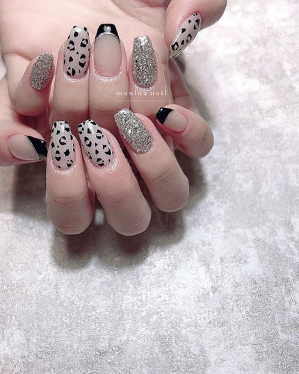 mauloa_nail on LIPS 「・ 人気デザイン🐯❤️いつもありがとうございますっ❤️🔥・・..」(1枚目)