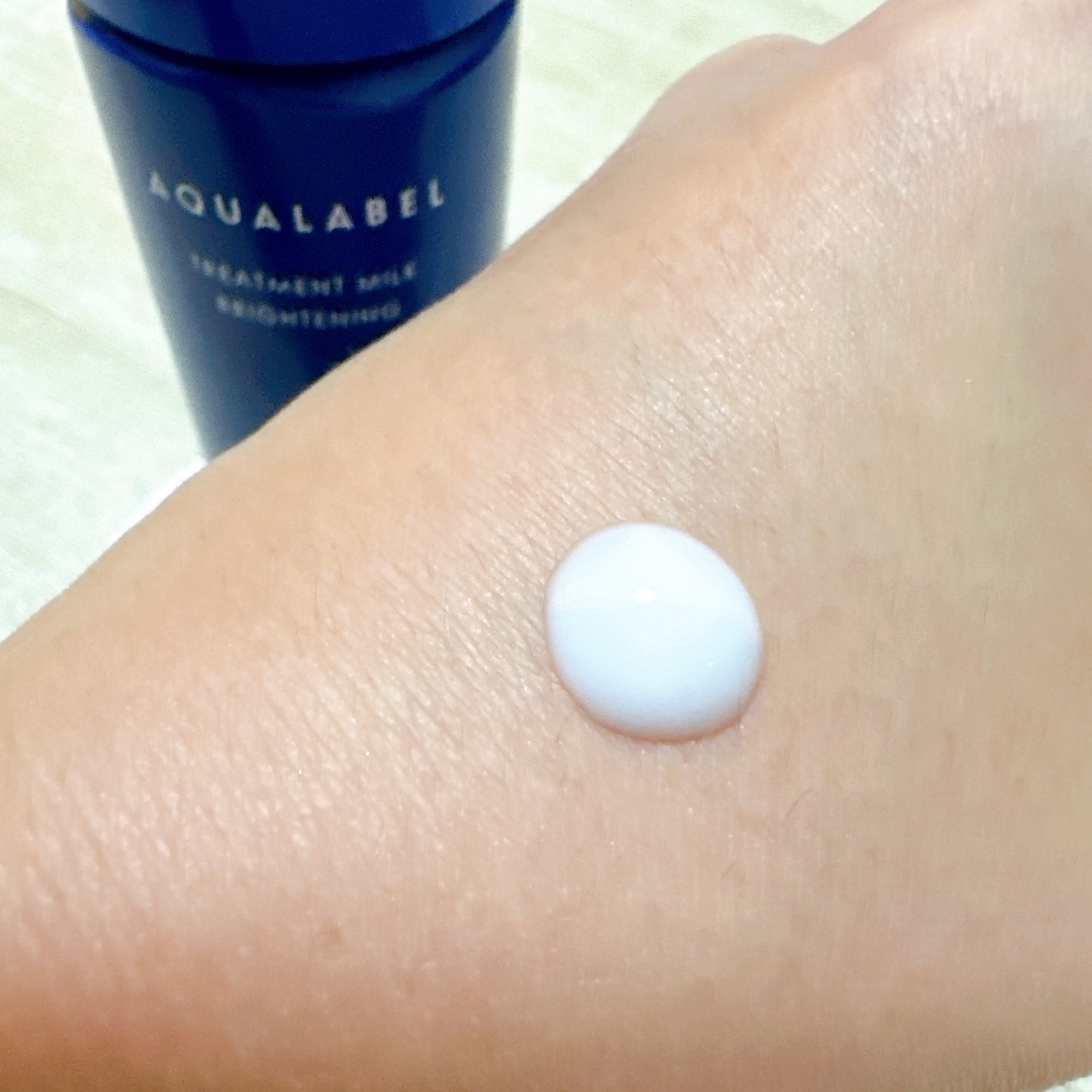 トリートメントミルク(ブライトニング)とてもしっとり/アクアレーベル/乳液を使ったクチコミ(5枚目)