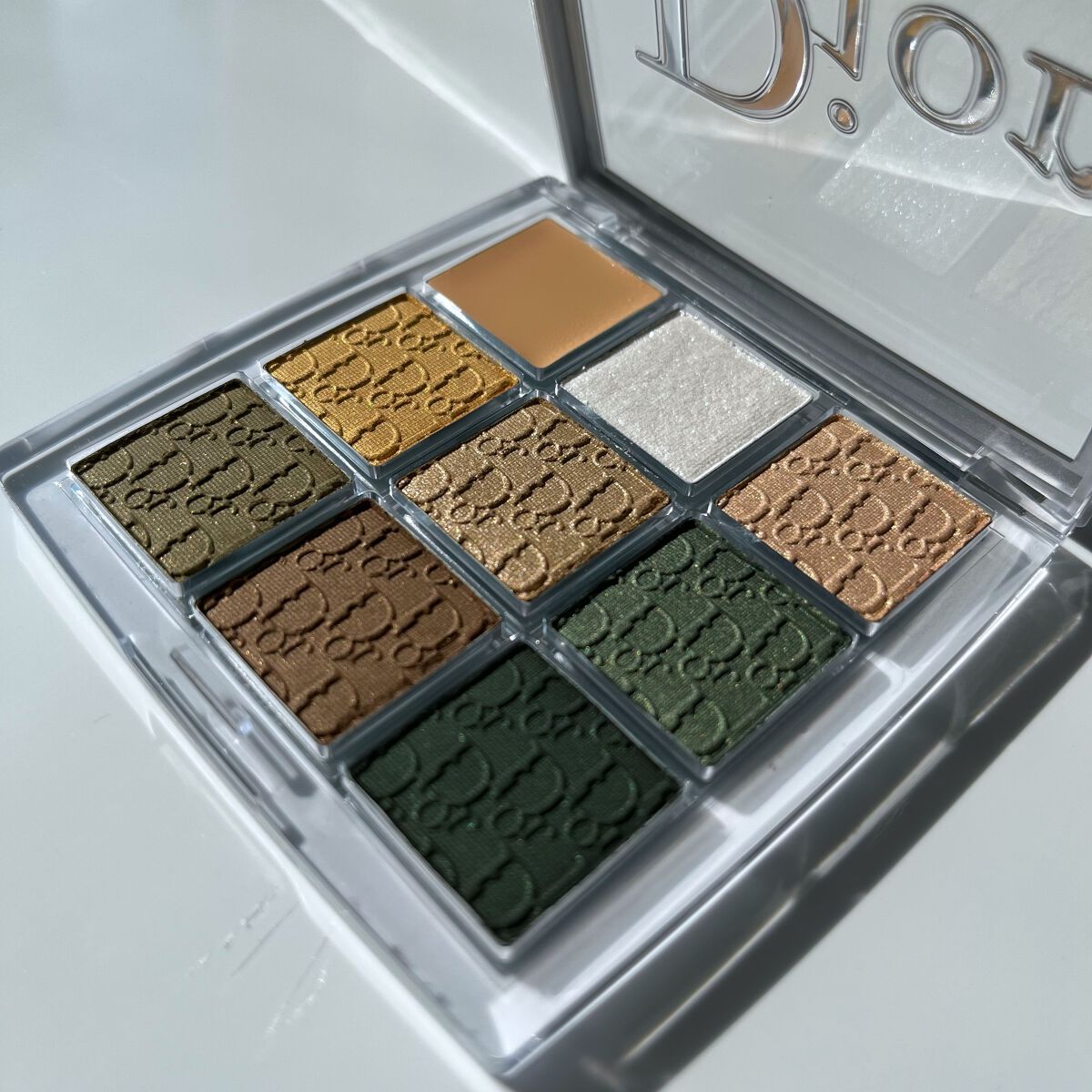 ディオール バックステージ アイ パレット/Dior/アイシャドウパレットを使ったクチコミ（2枚目）