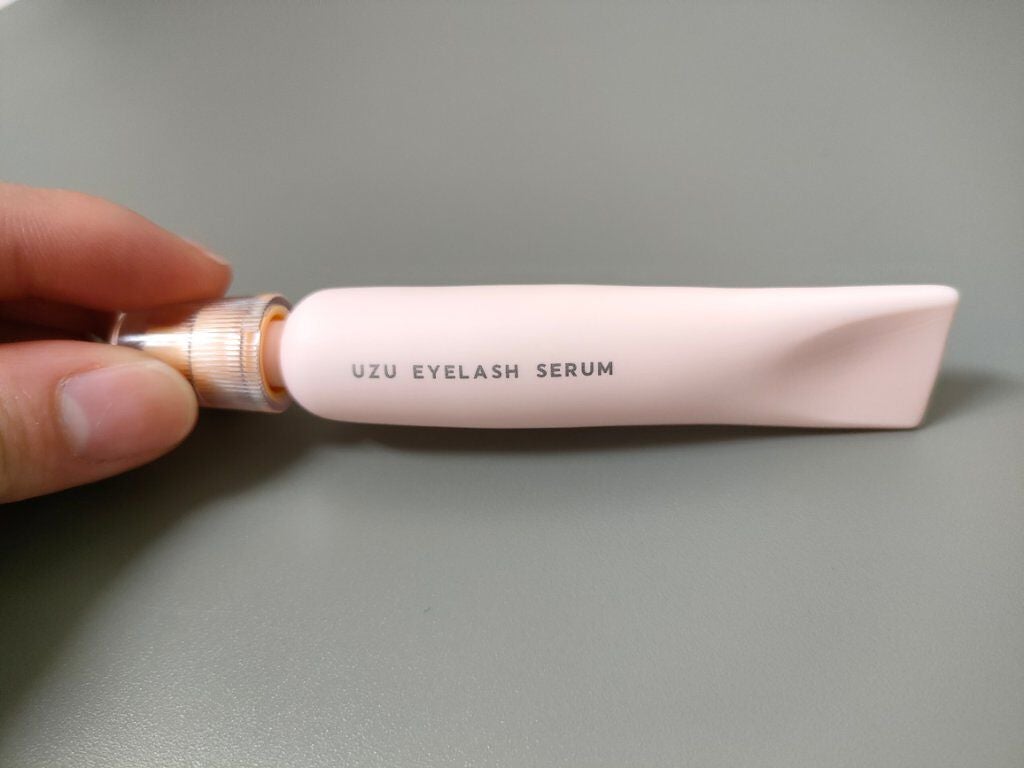 まつげ美容液(まつげ・目もと美容液)/UZU BY FLOWFUSHI/まつげ美容液を使ったクチコミ(1枚目)