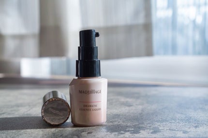 ドラマティックエッセンスリキッド/マキアージュ/リキッドファンデーションを使ったクチコミ(1枚目)