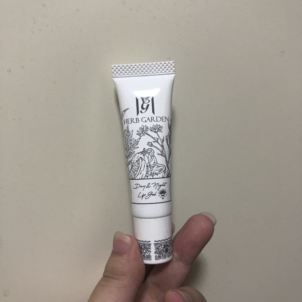 ハーバニエンス デイ＆ナイトリップジェル/HERBANIENCE/リップケアを使ったクチコミ（1枚目）