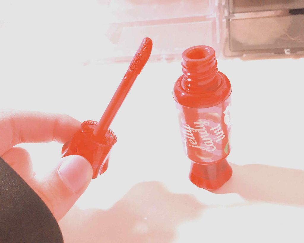 ジェリー キャンディー ティント/the SAEM/リップティントを使ったクチコミ（2枚目）