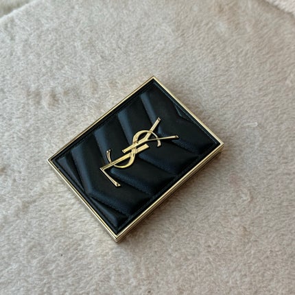 クチュール ミニ クラッチ/YVES SAINT LAURENT BEAUTE/アイシャドウパレットを使ったクチコミ(3枚目)