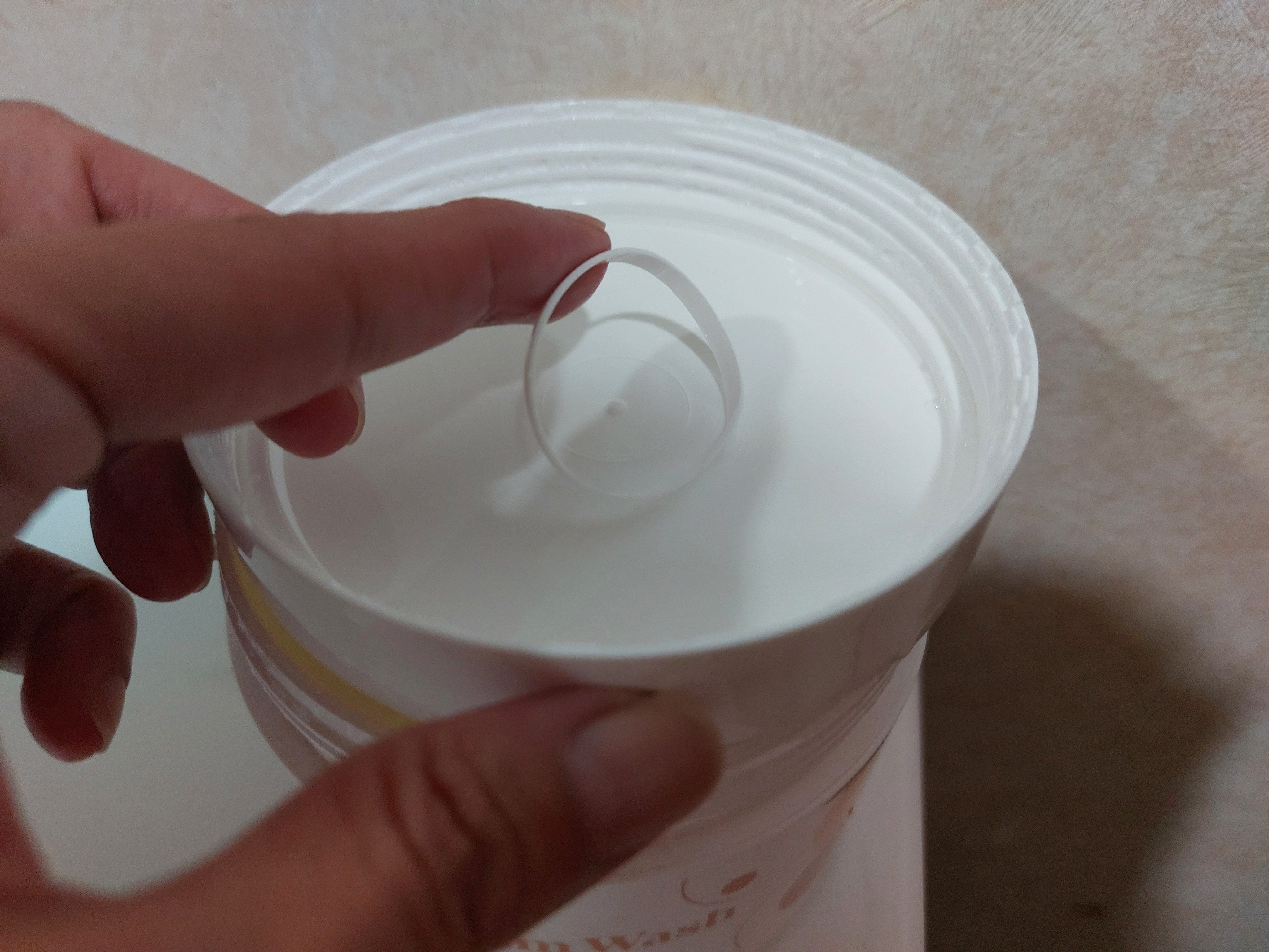 ダヴ クリームボディウォッシュ ジョイアスグロウ/ダヴ/ボディソープを使ったクチコミ（2枚目）