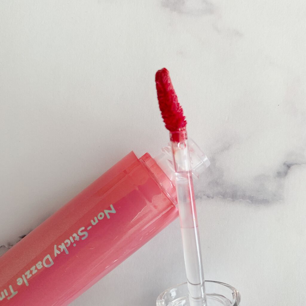 ノンスティッキーダズルティント/unleashia/リップティントを使ったクチコミ（2枚目）