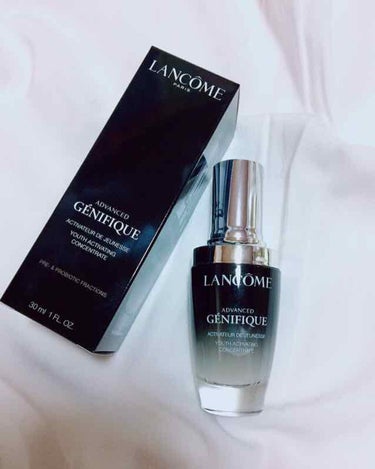 LANCOME
⭐️ジェニフィック アドバンスト N

導入美容液で洗顔後のお肌に一番最初使うスキンケアです。
サラサラとお肌に塗ることができ、しっとりしてくれます。
その後はいつも通りのスキンケアをし