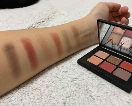 ヴォワヤジュールアイシャドウパレット/NARS/アイシャドウパレットを使ったクチコミ(2枚目)
