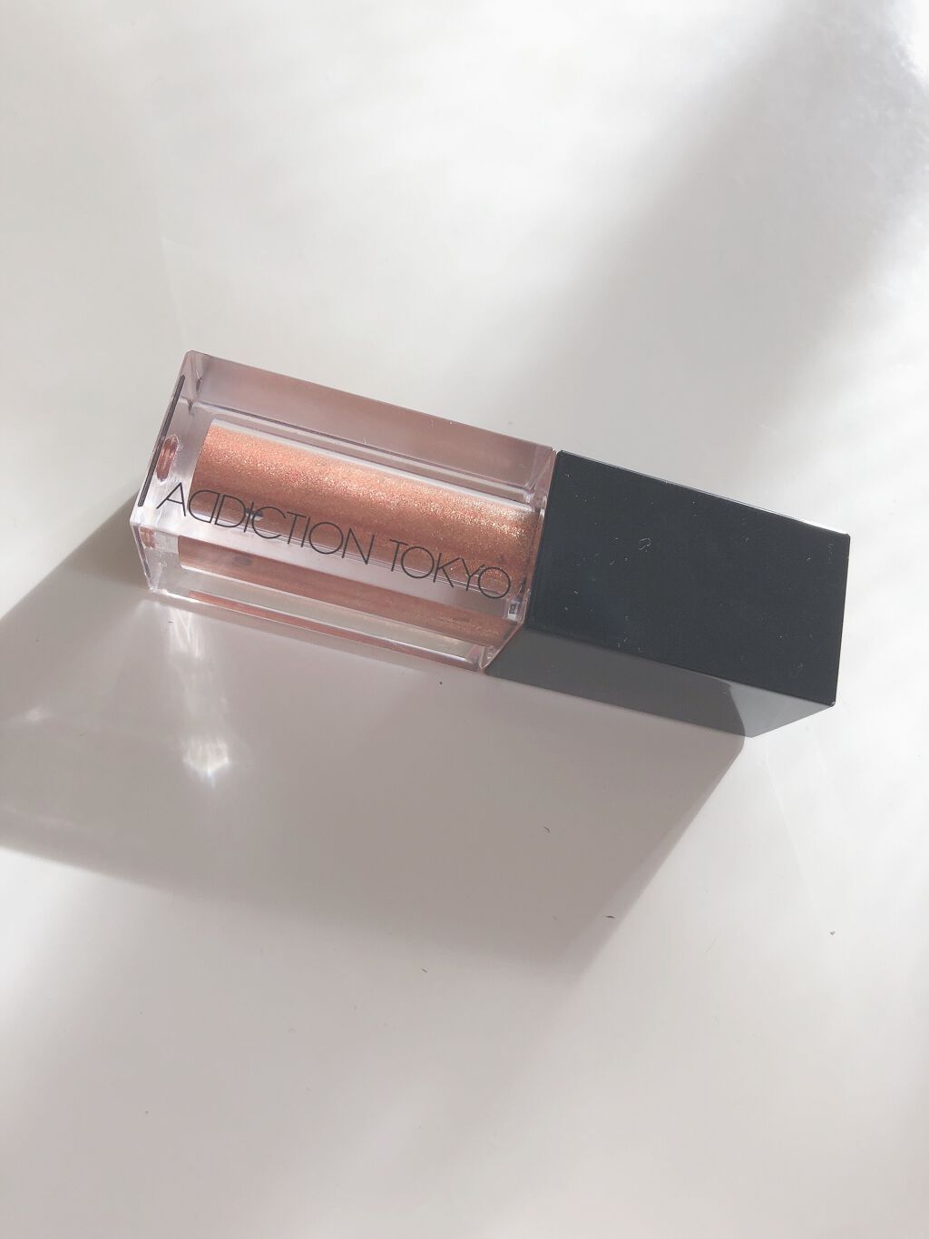 ザ リキッド アイシャドウ　ウルトラスパークル 003 Island in the Sun/ADDICTION/リキッドアイシャドウを使ったクチコミ（1枚目）