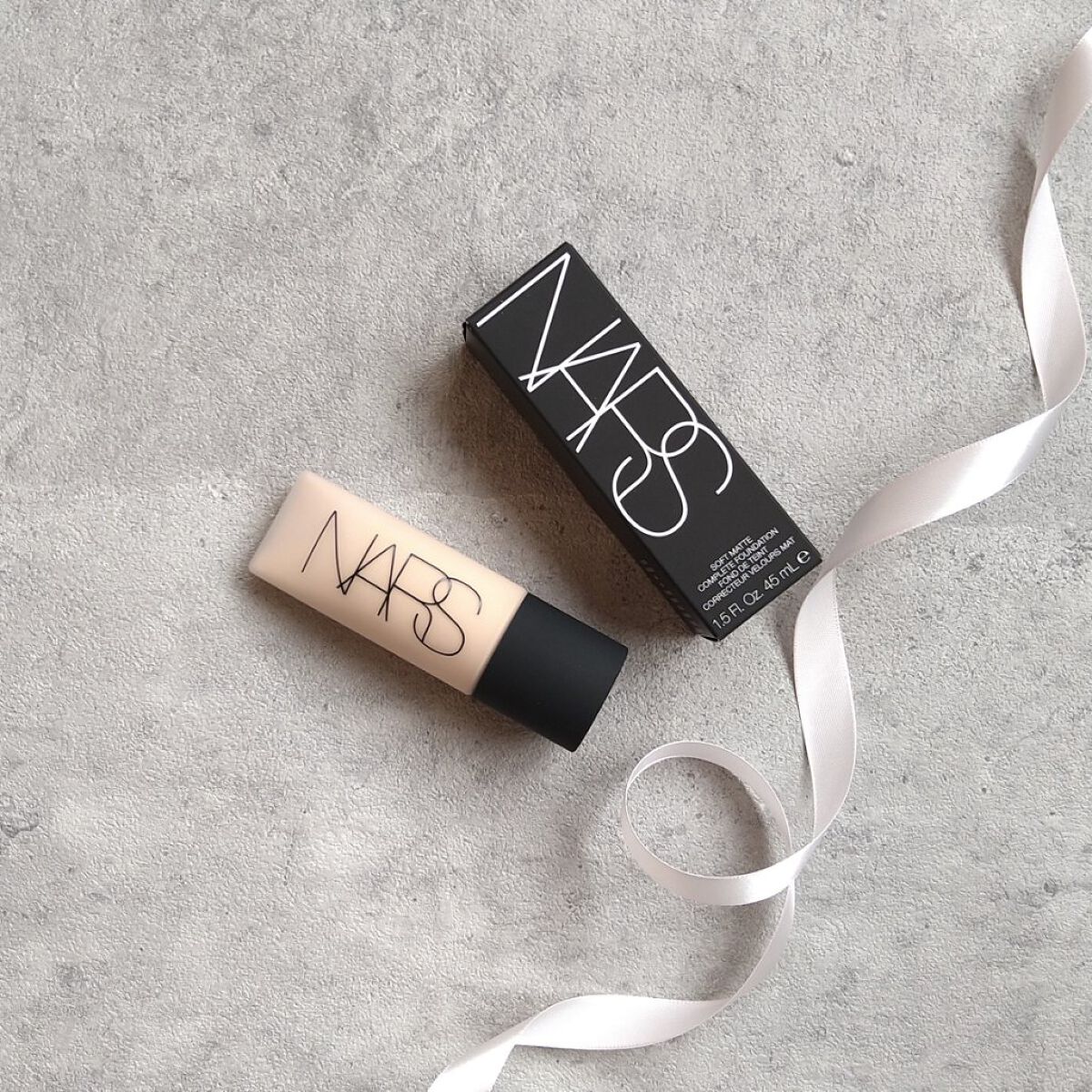 ソフトマットコンプリート ファンデーション 00303/NARS/リキッドファンデーションを使ったクチコミ（1枚目）