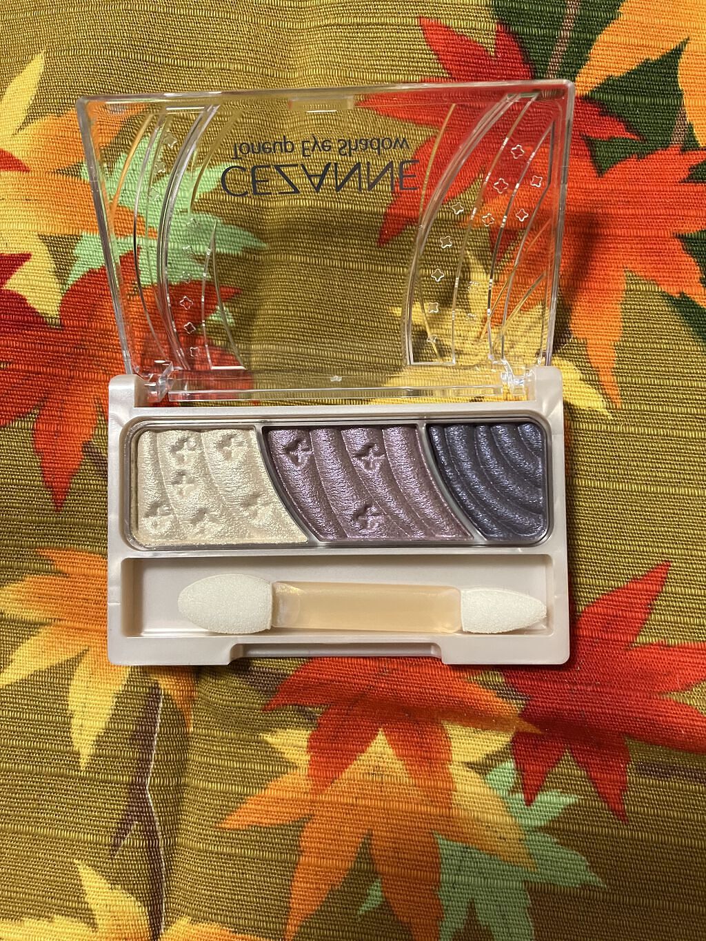 トーンアップアイシャドウ/CEZANNE/アイシャドウパレットを使ったクチコミ（2枚目）