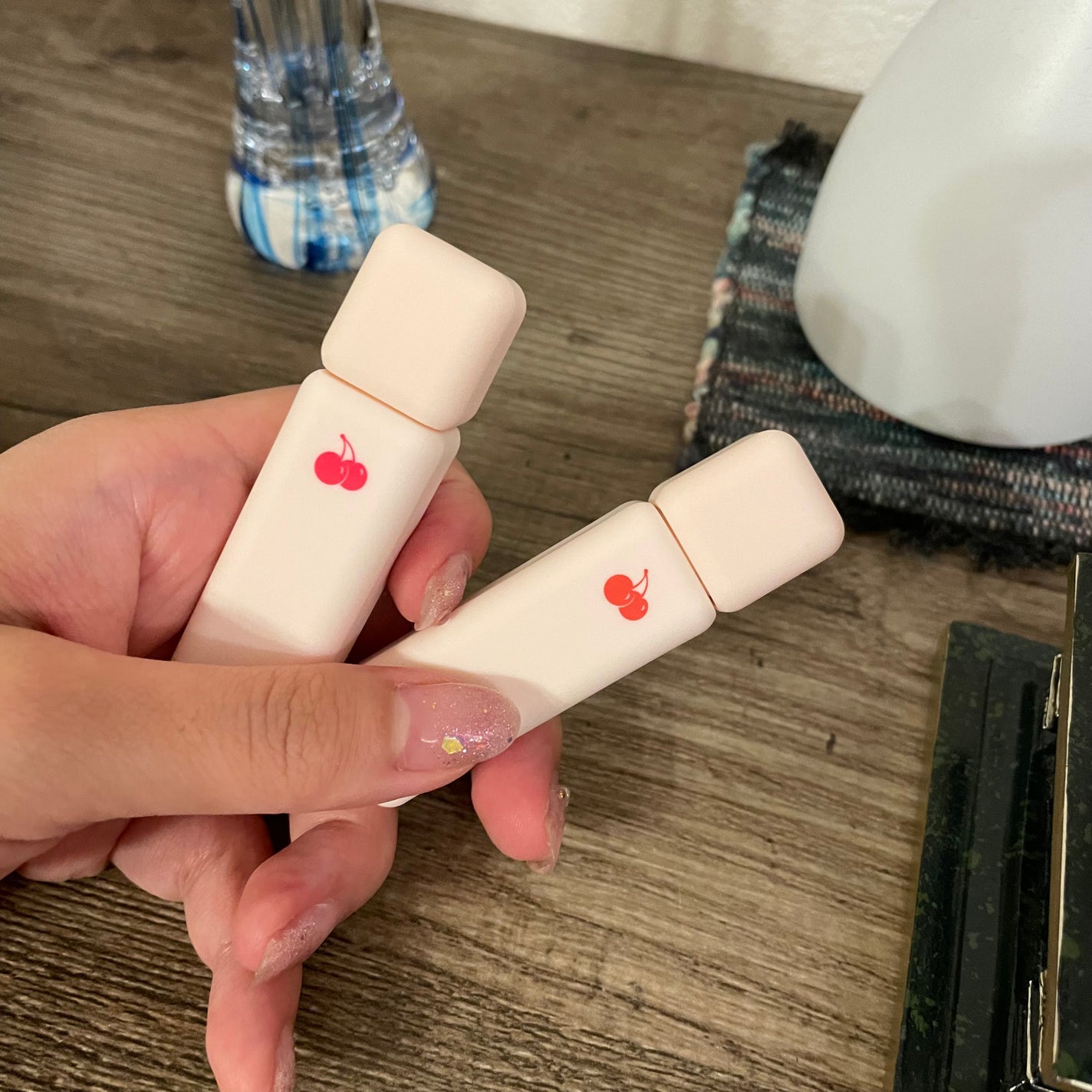 チューインガムベルベットティント/KIRSH(キルシー)/リップティントを使ったクチコミ(2枚目)