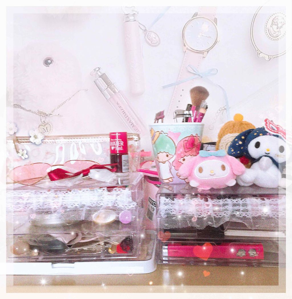♡ま♡ on LIPS 「私のコスメ収納です🐰🌷コスメは少ないですが、可愛く出来るように..」(1枚目)