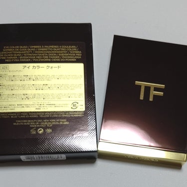 アイ カラー クォード 42A ヘイズィ センシュアリティ/TOM FORD BEAUTY/アイシャドウパレットを使ったクチコミ（2枚目）