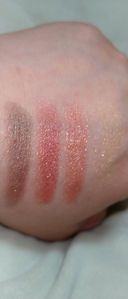 シグニチャー カラー アイズ 07 紅咲 -BENISAKI/SUQQU/アイシャドウパレットを使ったクチコミ（2枚目）