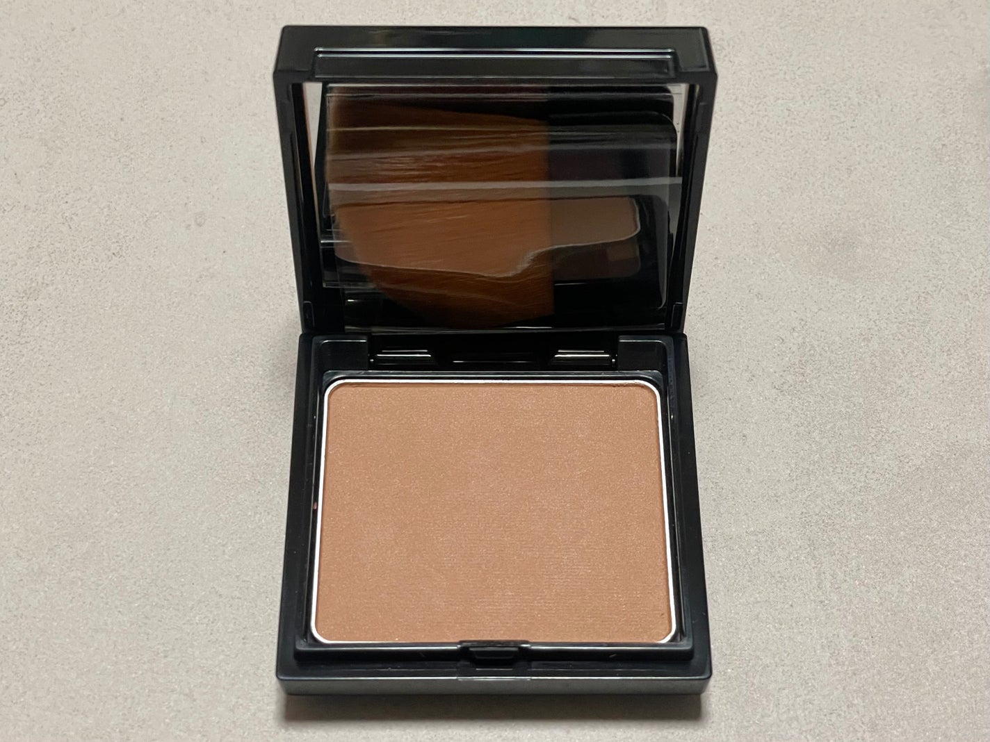 プレストチーク/&be/パウダーチークを使ったクチコミ(1枚目)