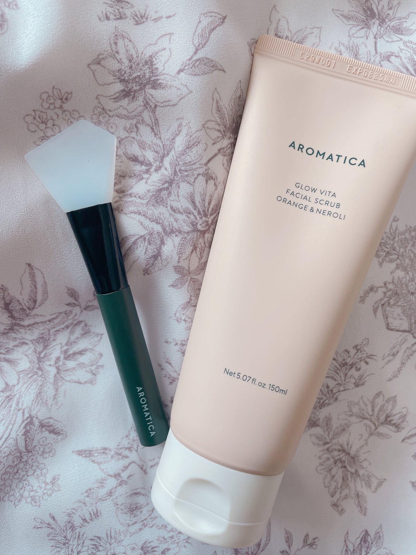 グロービタ フェイシャルスクラブ オレンジ&ネロリ/AROMATICA/スクラブ・ゴマージュを使ったクチコミ(1枚目)