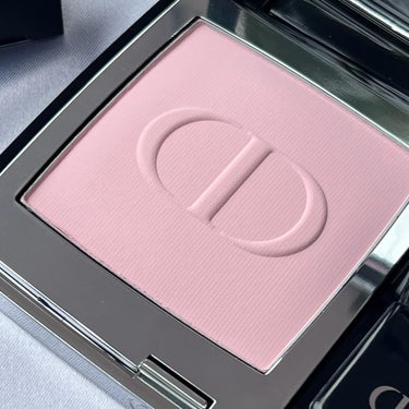 Dior ディオールスキン ルージュ ブラッシュのクチコミ「【赤ちゃんのほっぺになれる⁉︎伊勢丹Dior限定白みピンクチーク】
Dior
ディオールスキン.....」（2枚目）