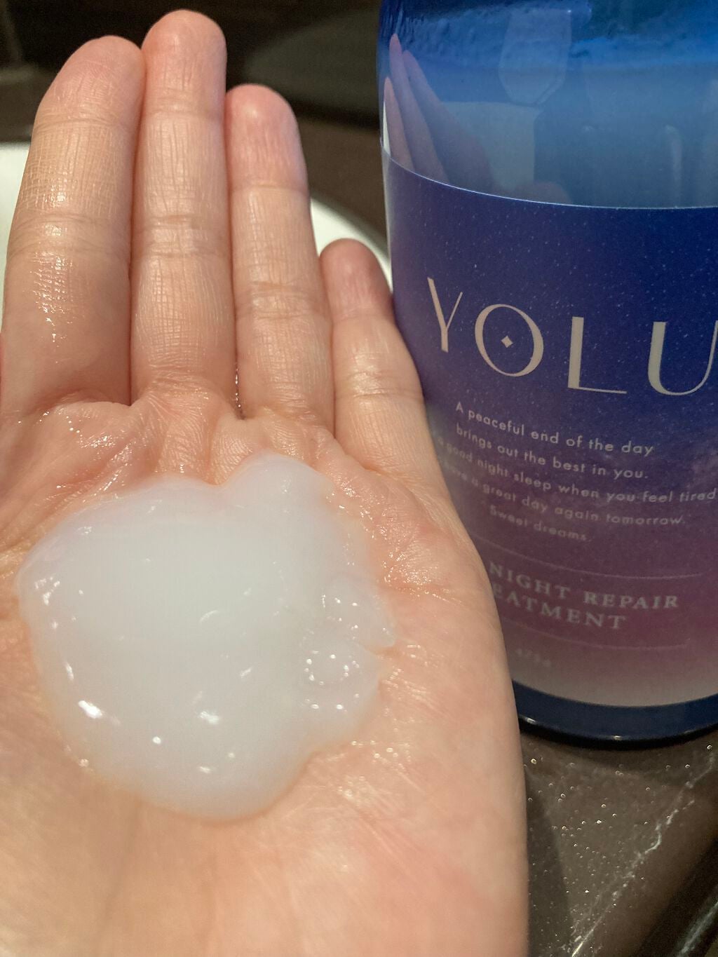 カームナイトリペアシャンプー/トリートメント/YOLU/市販シャンプーを使ったクチコミ(4枚目)