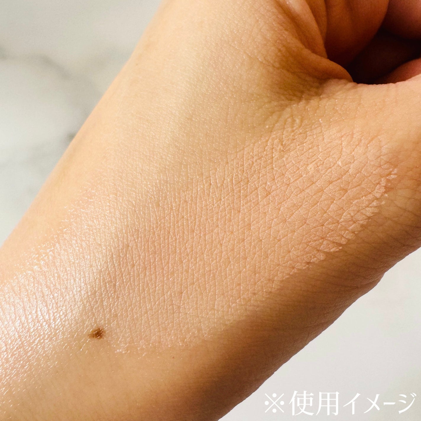 ハイパーカバーフィットクッション red/APRILSKIN/クッションファンデーションを使ったクチコミ(3枚目)