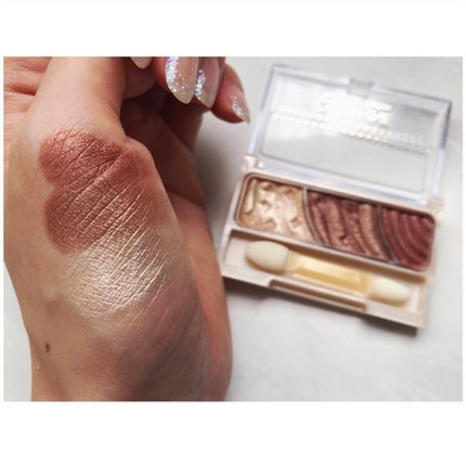 トーンアップアイシャドウ/CEZANNE/アイシャドウパレットを使ったクチコミ(2枚目)