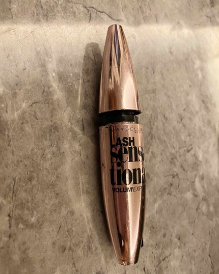 ボリューム エクスプレス ラッシュセンセーショナル/MAYBELLINE NEW YORK/マスカラを使ったクチコミ(1枚目)