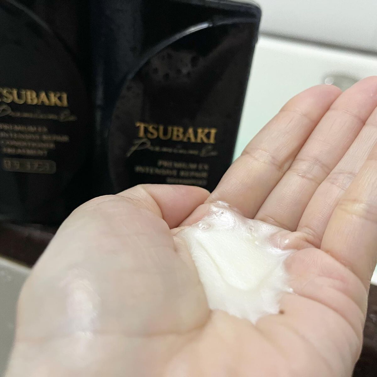 プレミアムEX インテンシブリペア <シャンプー>/コンディショナー<ヘアトリートメント> /TSUBAKI/市販シャンプーを使ったクチコミ(2枚目)