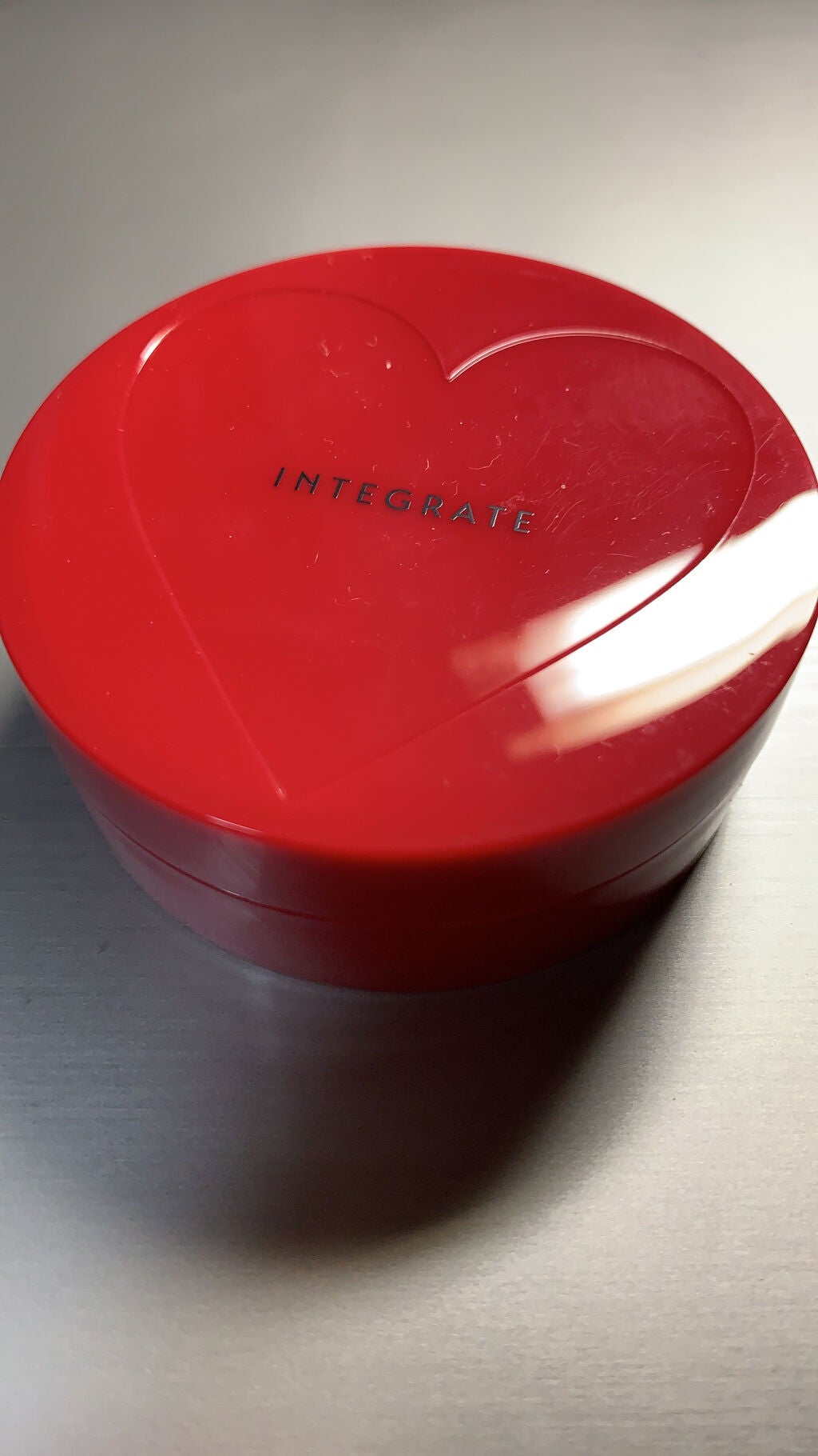 お餅 on LIPS 「クッションファンデのような、簡単につけられるファンデーションが..」(1枚目)