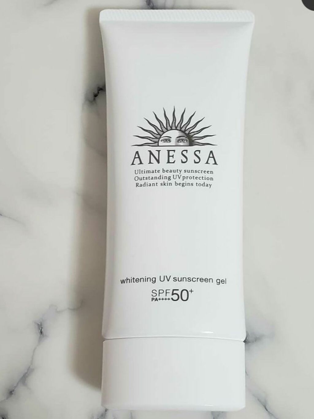 ホワイトニングUV ジェル n/アネッサ/日焼け止め・UVケアを使ったクチコミ(1枚目)