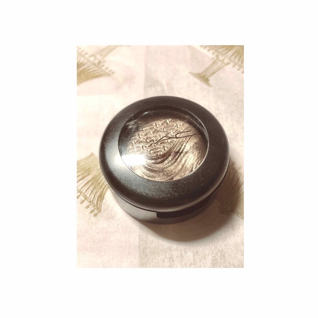 エクストラ ディメンション アイシャドウ/M・A・C/単色アイシャドウを使ったクチコミ(2枚目)