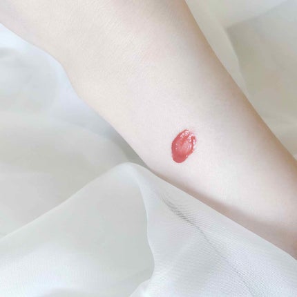 ジューシーラスティングティント/rom&nd/リップティントを使ったクチコミ(2枚目)