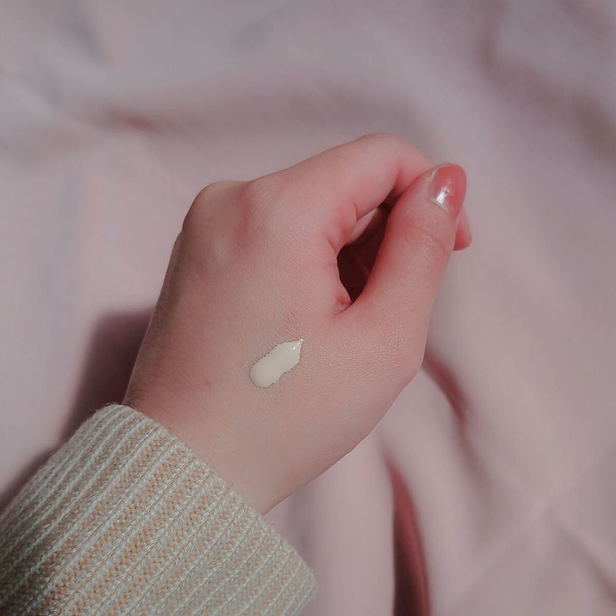 インテンシブ セラム ラディアンス プライマー/BOBBI BROWN/化粧下地を使ったクチコミ(2枚目)