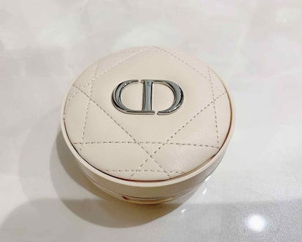 ディオールスキン フォーエヴァー クッション パウダー/Dior/ルースパウダーを使ったクチコミ(2枚目)