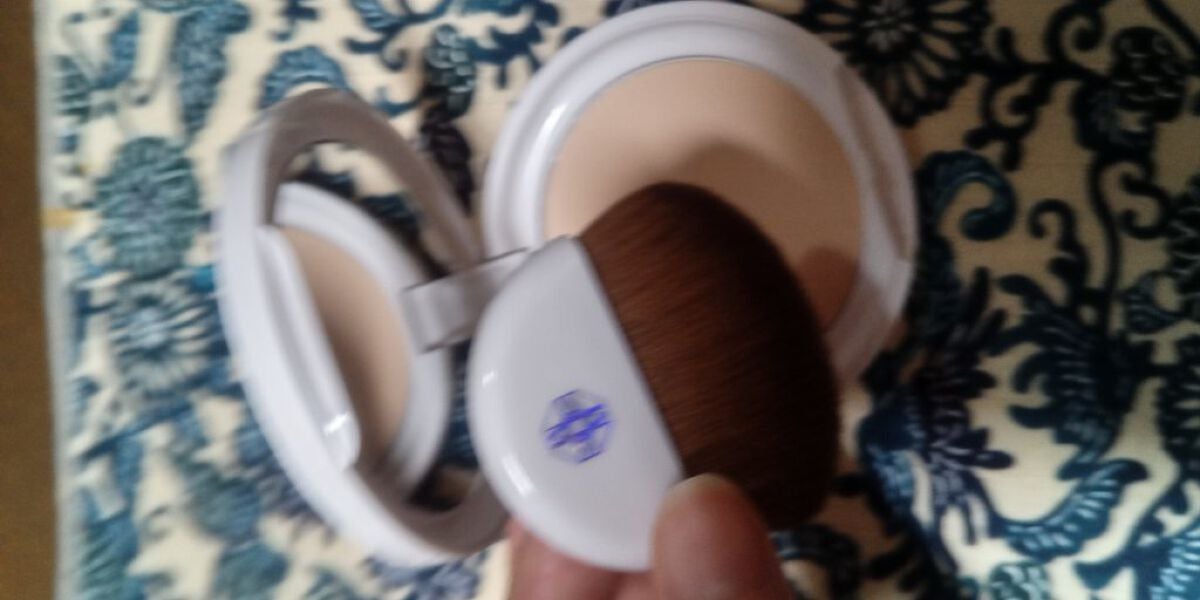 ミネラルUVパウダーN クールコンフォート/ONLY MINERALS/プレストパウダーを使ったクチコミ(2枚目)