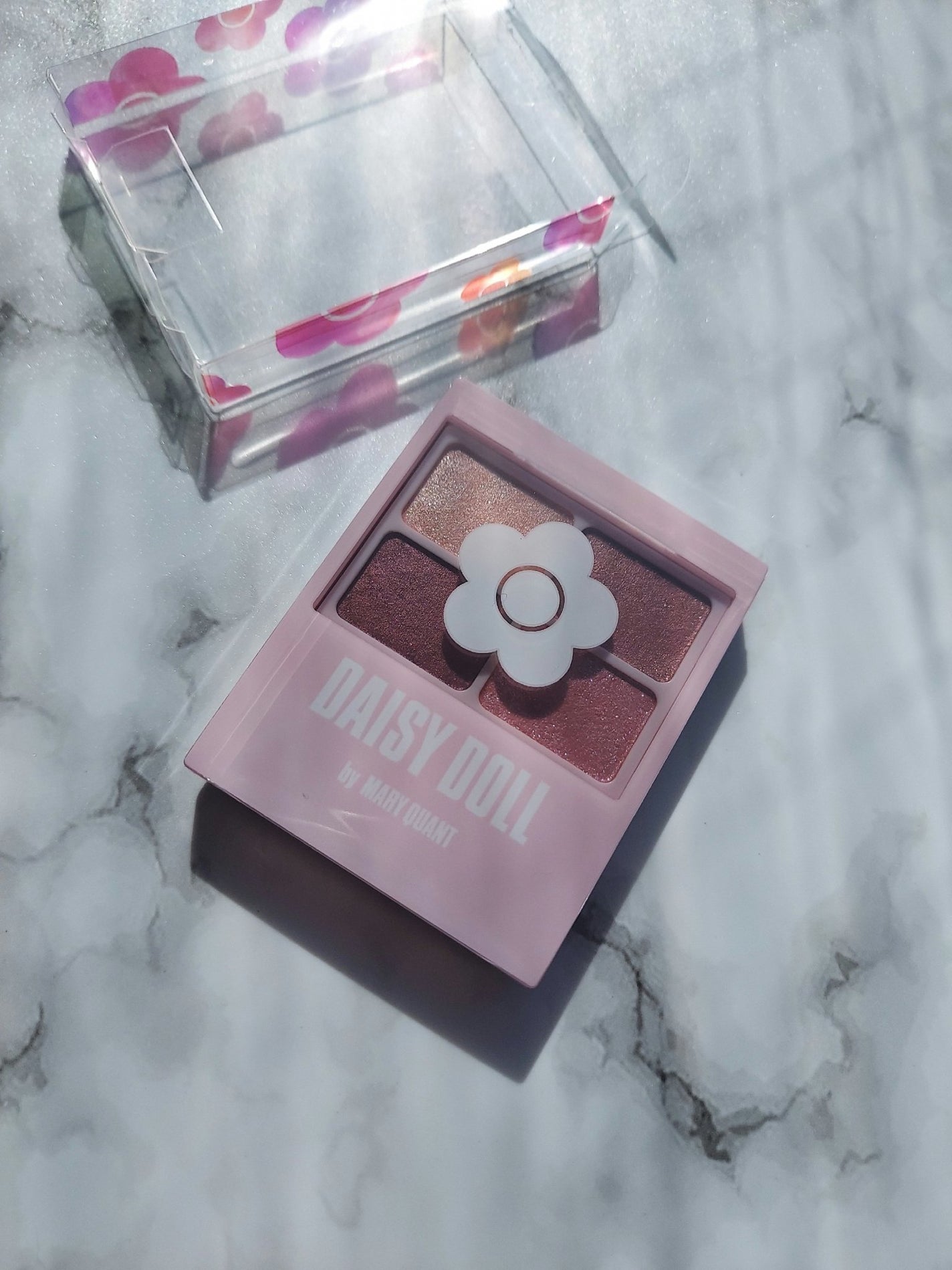 デイジードール アイカラー パレット/DAISY DOLL by MARY QUANT/アイシャドウパレットを使ったクチコミ(2枚目)
