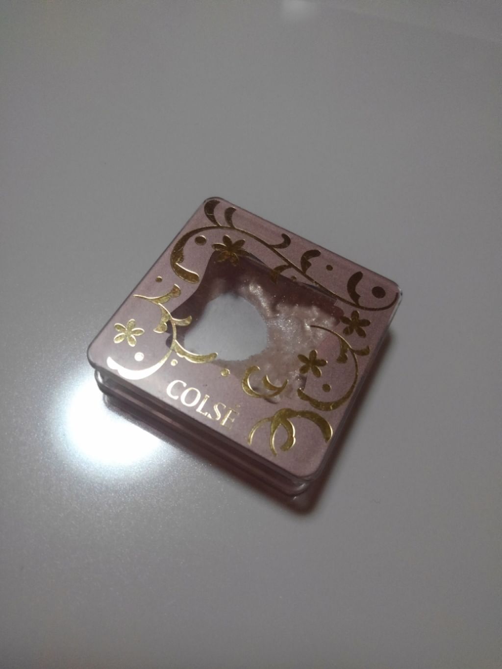 カルセ アイシャドウ エフエムジー&ミッション