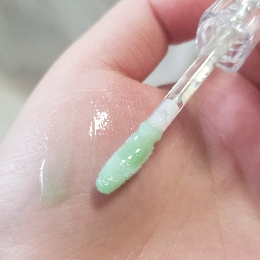 38°C / 99°F リップトリートメント (リップ美容液)/UZU BY FLOWFUSHI/リップケアを使ったクチコミ（3枚目）